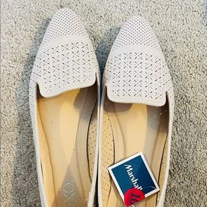 Women's Flats Size 10